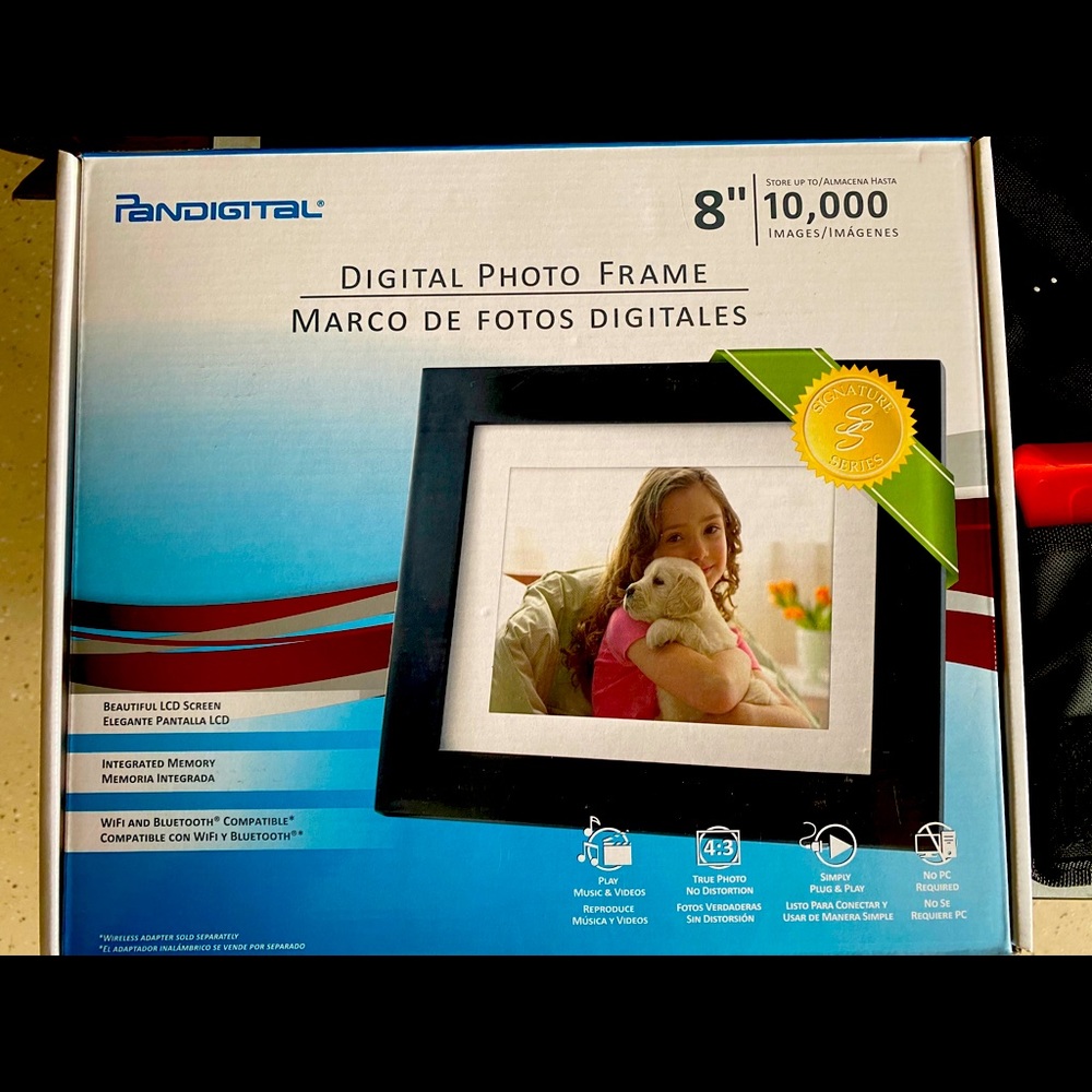 Digital photo frame